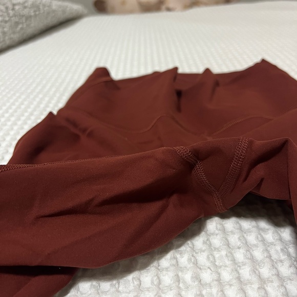 Lululemon Wunder Train High-Rise Tight 15" - size 4 - Picture 7 of 7